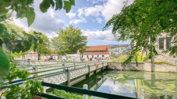 Schloss-Benkhausen-Schlosshof-Veranstaltung_StephanPatzsch