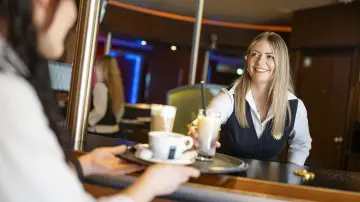 merkur-group-careers-branch-gaming-operations-gallery-service-drinks-serving