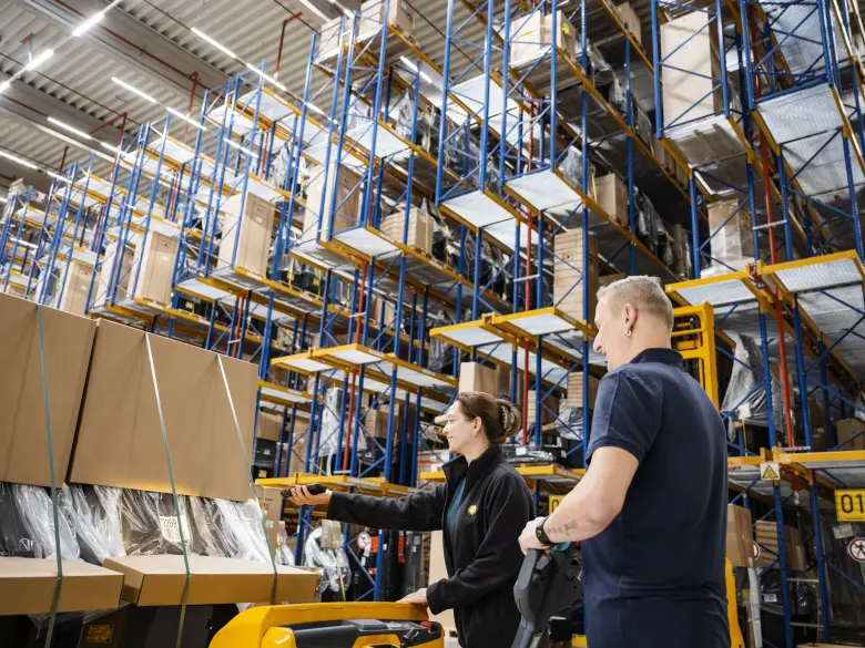 merkur-group-careers-logistics-header