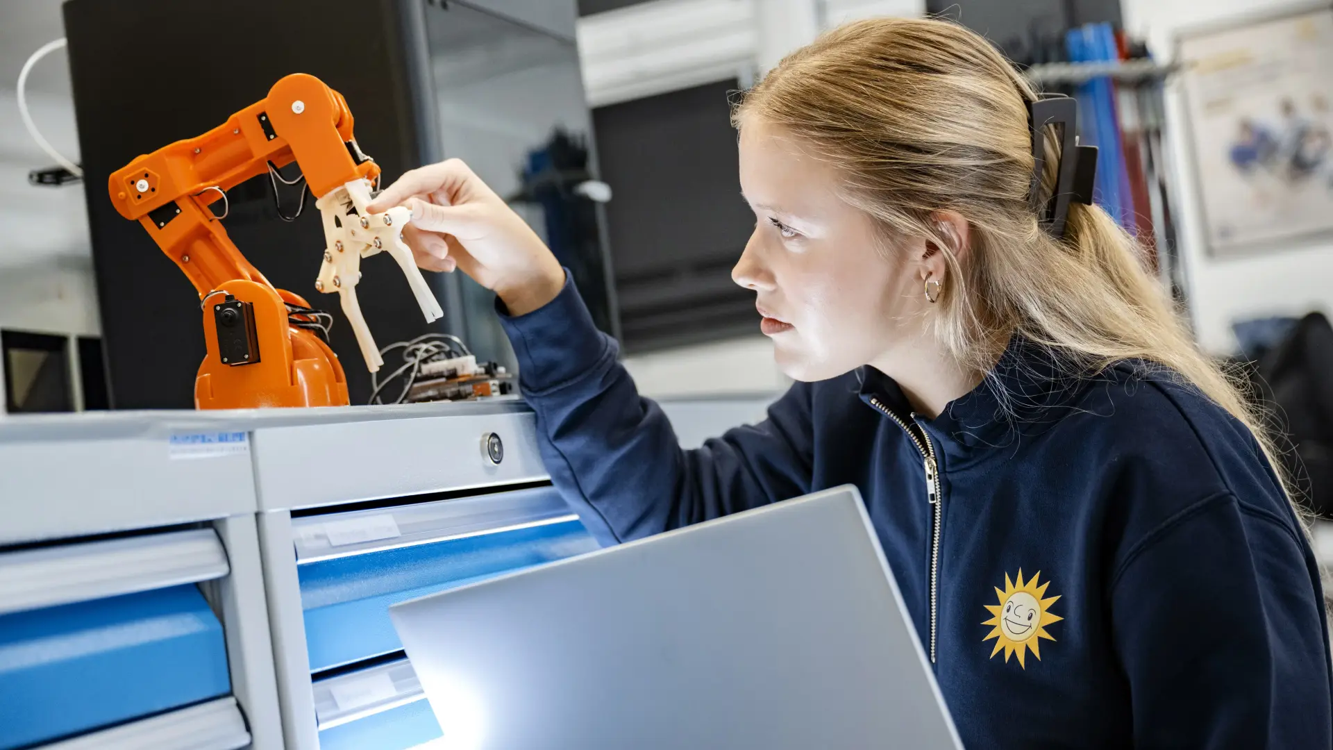 merkur-group-careers-production-target-group-apprenticeship