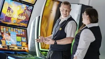 merkur-group-careers-service-sales-gallery-machine-consultation