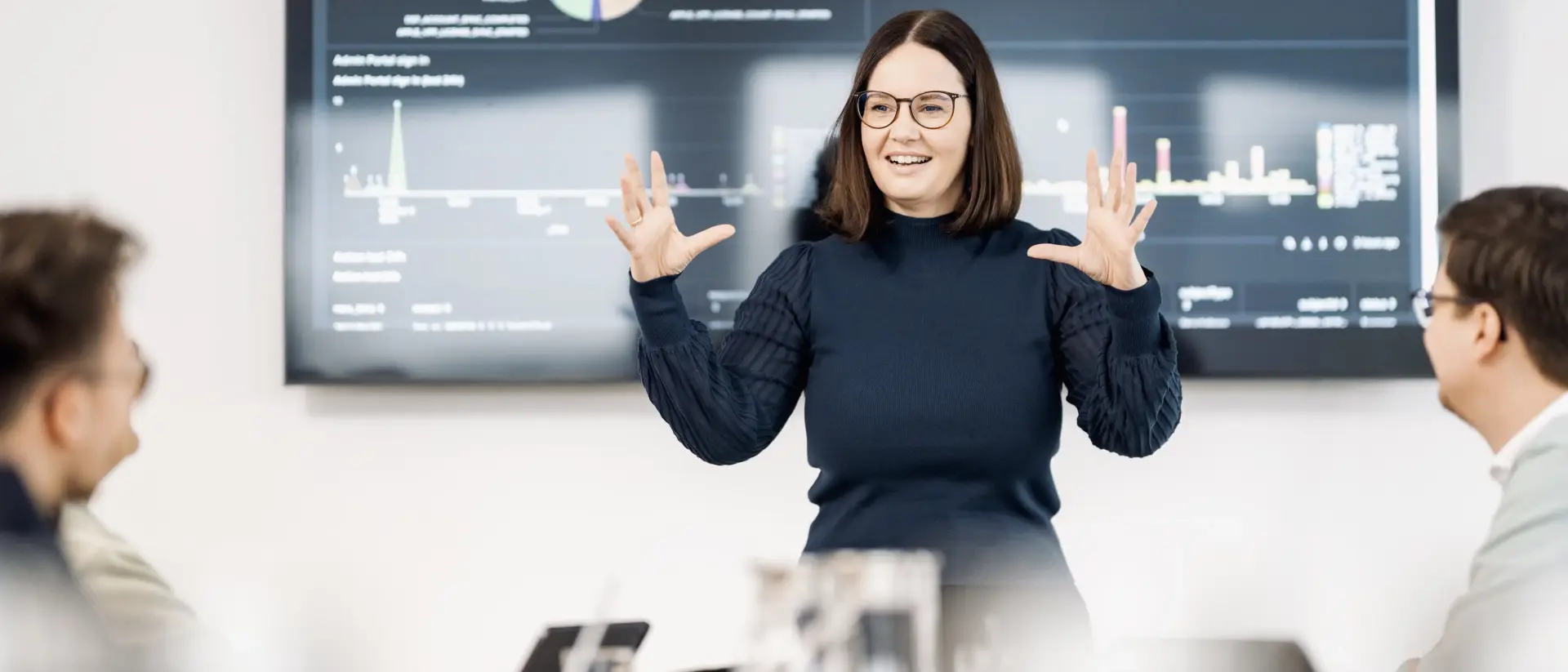 merkur-group-careers-corporate-functions-data-analytics-dashboard-presentation-team