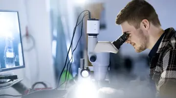 merkur-group-careers-apprenticeship-dual-study-program-gallery-technology-microscope