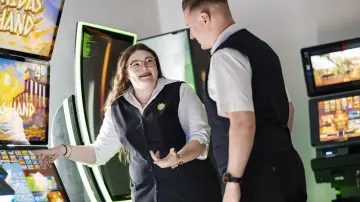 merkur-group-careers-apprenticeship-gaming-machine-discussion