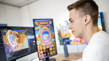 merkur-group-careers-working-students-game-design-computer