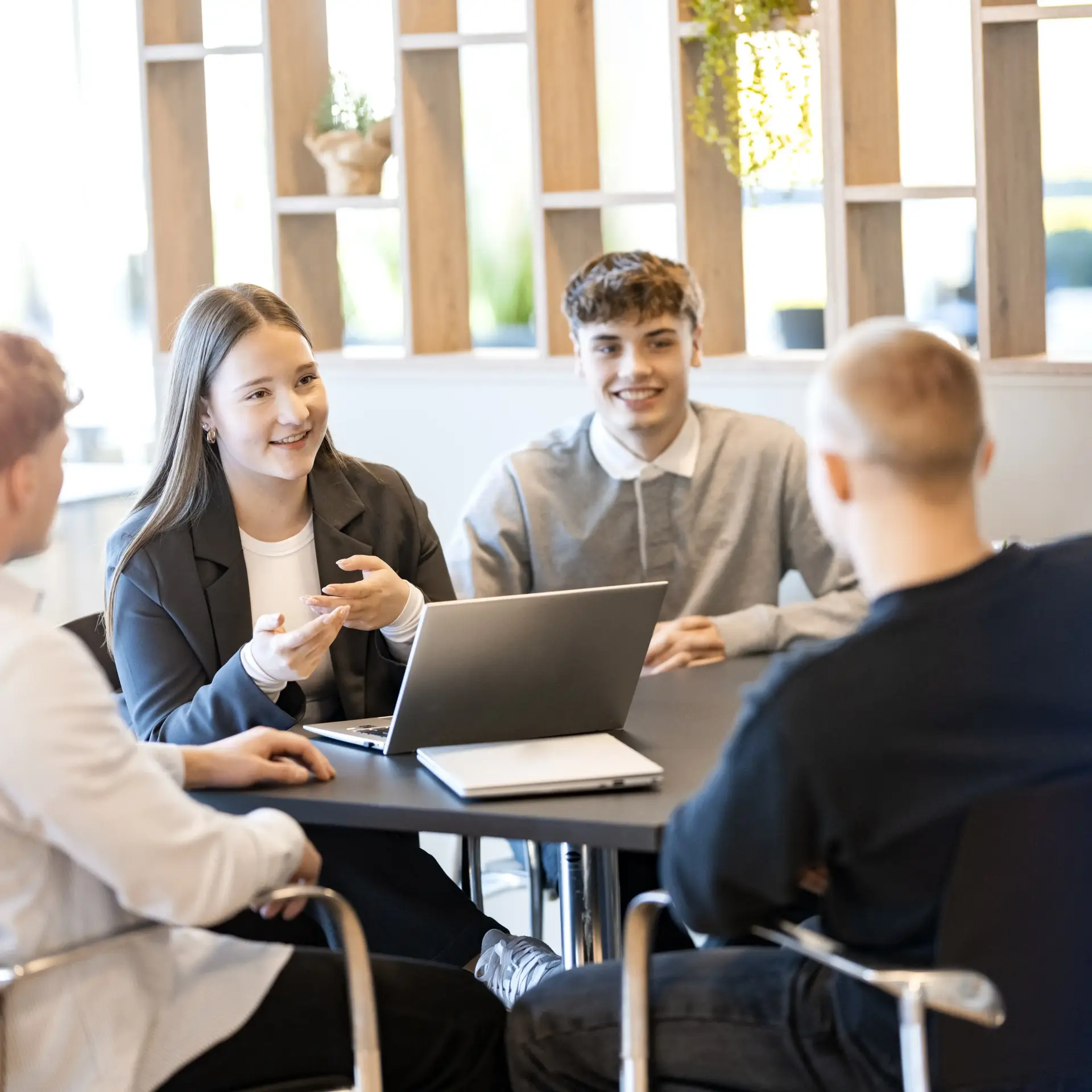 merkur-group-karriere-stellenanzeige-ausbildung-duales-studium-bildC