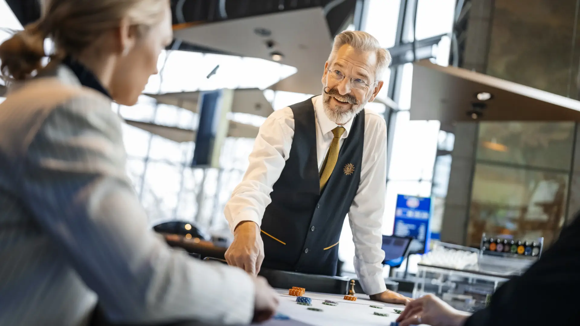 merkur-group-karriere-stellenanzeige-filialmanagement-bildD