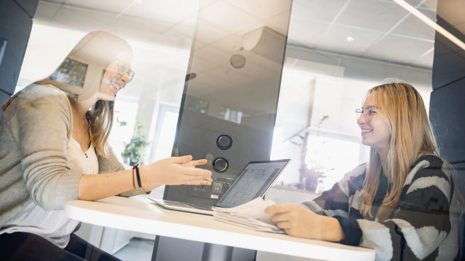 merkur-group-career-jobposting-initiative-internship-thesis-bildA