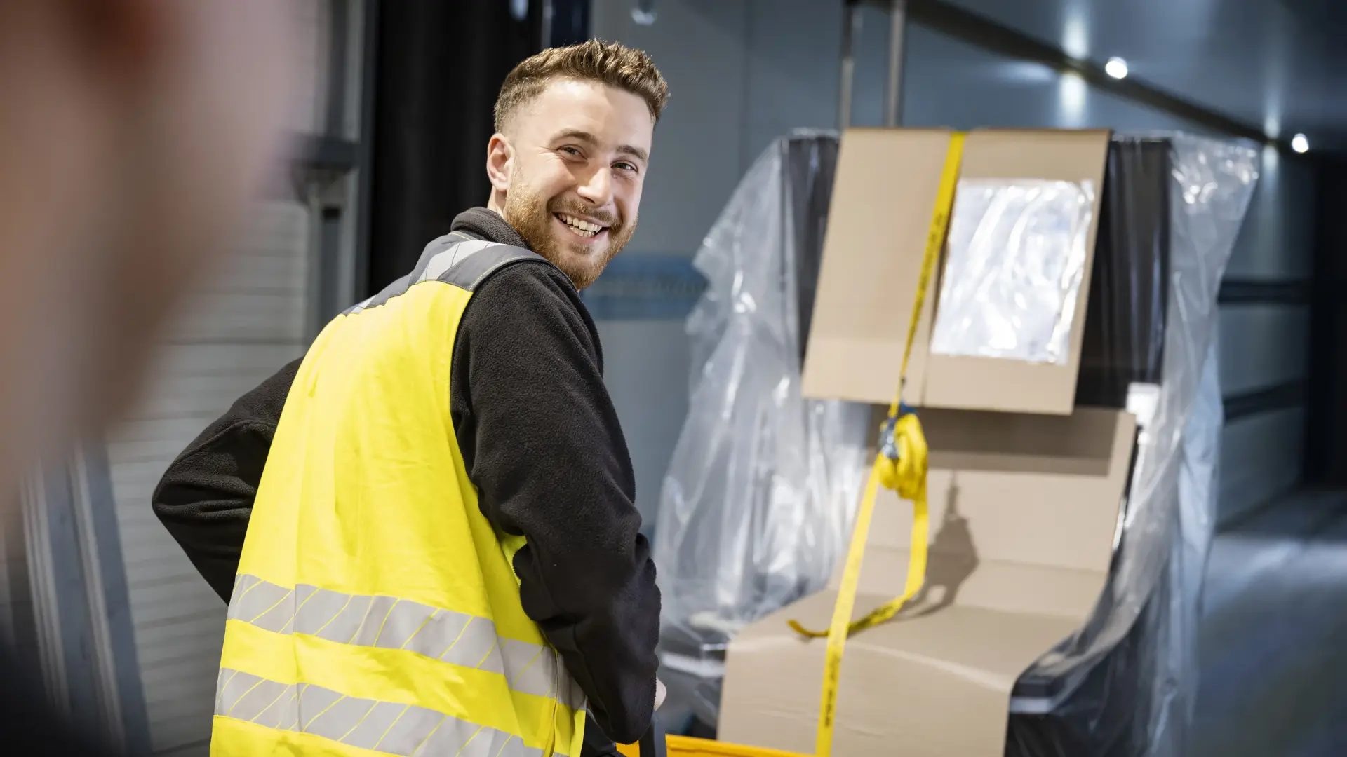 merkur-group-karriere-stellenanzeige-logistik-bildA