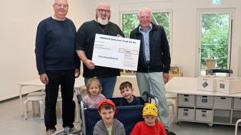 Senioren spenden für Kita