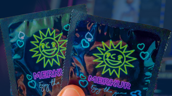 Pressebild Merkur Group_Give away_Kondome_Merkur Club Casino (1)