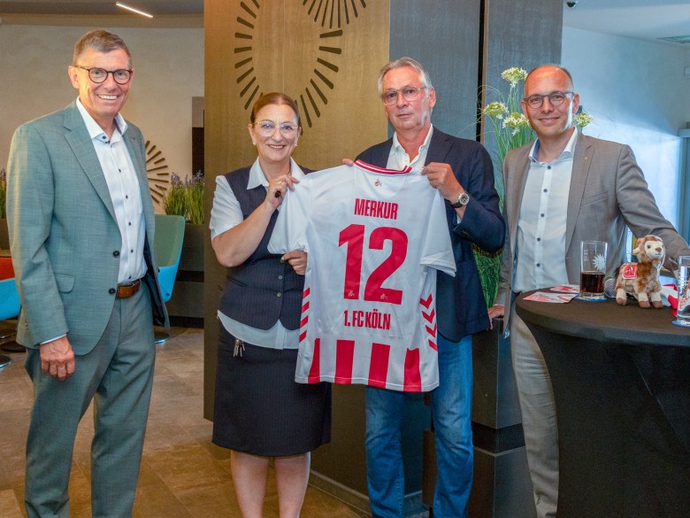 Pressefoto Merkur Group_Merkur Casino_Wiedereröffnung_Stephan Engels_1 FC Koeln (1)