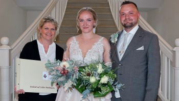 01 500. Hochzeit drinnen