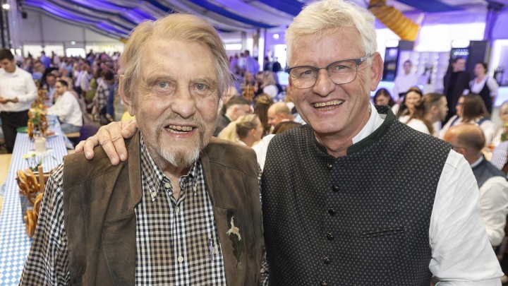 Merkur Group feiert mit 1.500 Mitarbeitern Oktoberfest