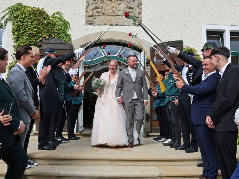 02 500. Hochzeit draußen