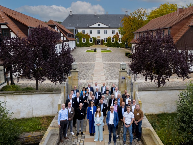 Gruppenfoto IHK Schloss Benkhausen
